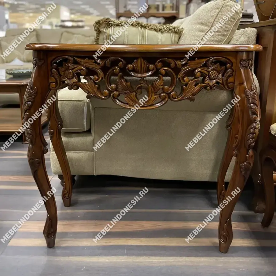Консоль деревянная резная  