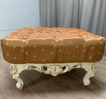 Пуф "Царский-Люкс"   купить в интернет магазине Мебель из массива. Звоните +7 495 961-63-63 Банкетки и пуфы Индонезия