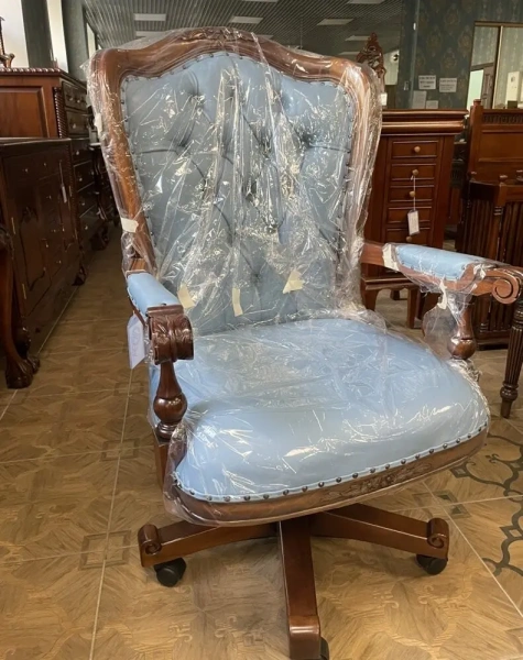 Кресло кабинетное вращающееся MSU.116 Blue PAC23 купить в интернет магазине Мебель из массива. Звоните +7 495 961-63-63 Мебель Индонезии